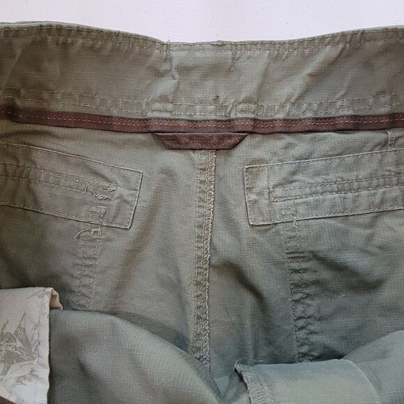 LL Bean Mens Cargo Shorts Ripstop Natural Fit Olive Green Pockets Hiking Sz 38W - Picture 11 of 13